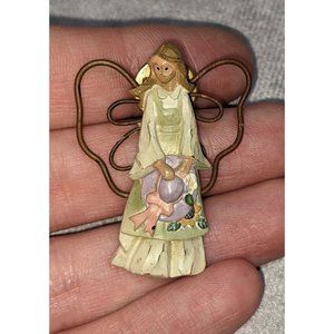Vintage 90s Cottagecore Angel Pin
